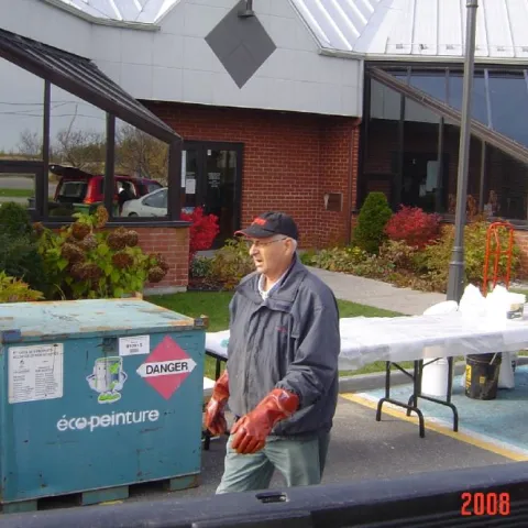 Bénévoles au travail à la journée Normand Maurice