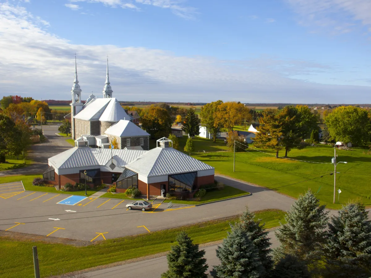 Photo: Les productions Benoit Jean 819-960-8999 Bureau municipal